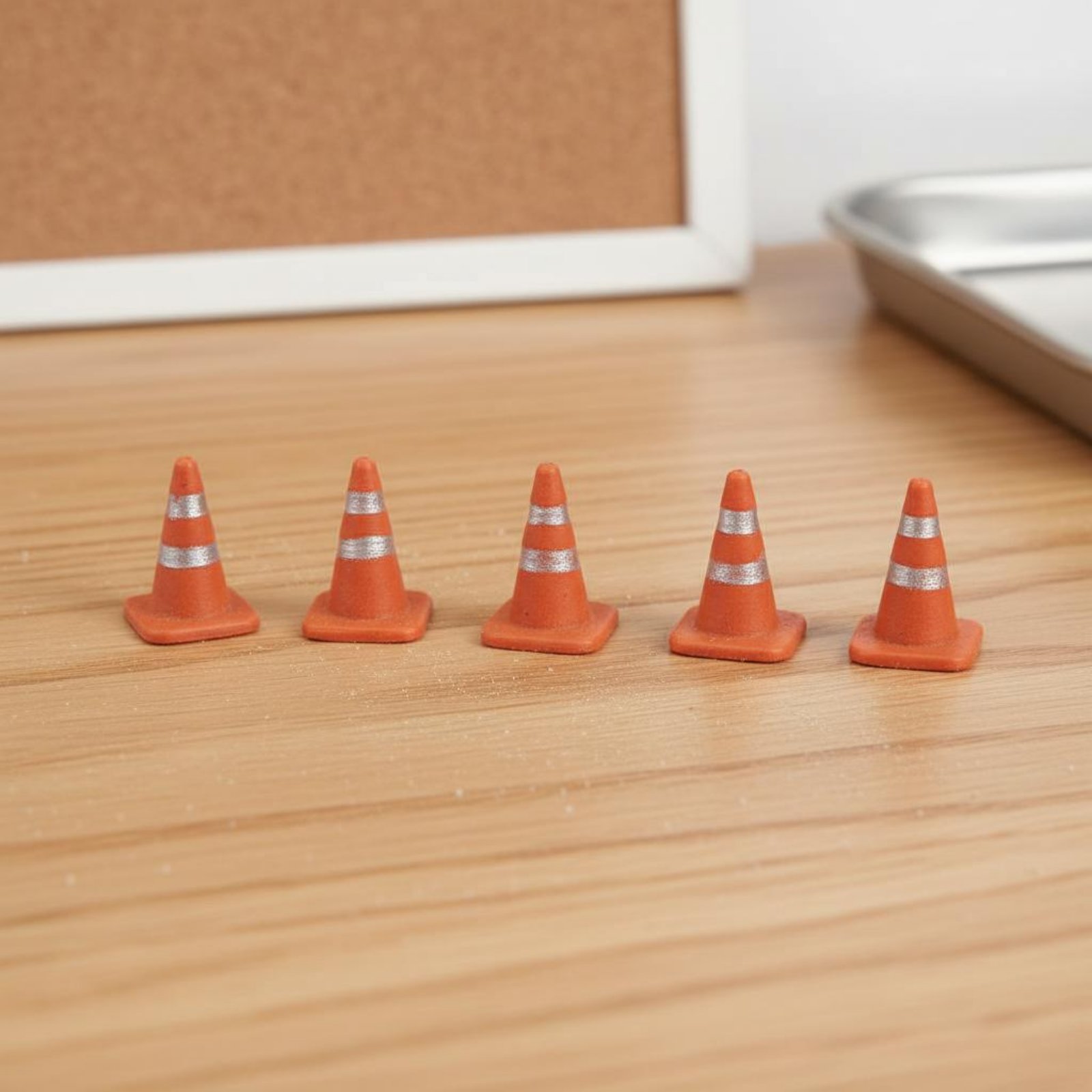 نموذج مصغر لمخروط المرور بتفاص - مراجعة Car Accessories Toy وسعره