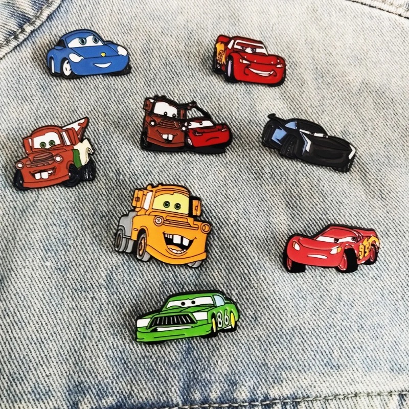مجموعة من 8 قطع من شارات الأفل - مراجعة Car Accessories Toy وسعره